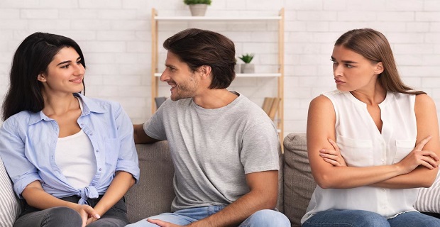 En este momento estás viendo SIENTO CELOS DE MI EX y NO SÉ POR QUÉ (Que Hacer)