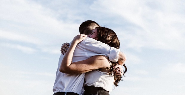 Lee más sobre el artículo 10 SEÑALES De Que Tu Ex QUIERE RECONCILIARSE